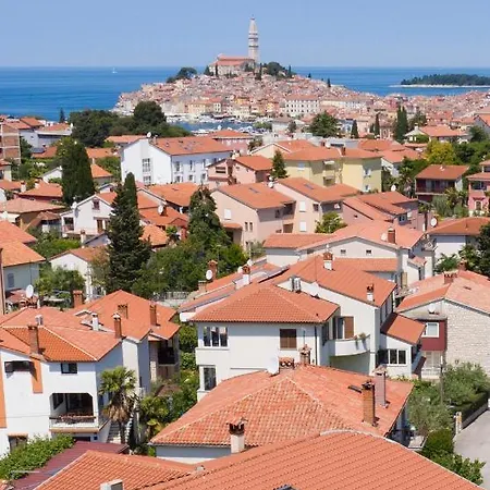 Nina * Rovinj