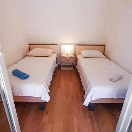 Apartment Nina